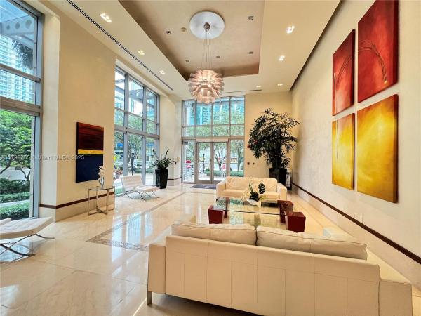 1060 BRICKELL AVE #3313, MIAMI, FL 33131