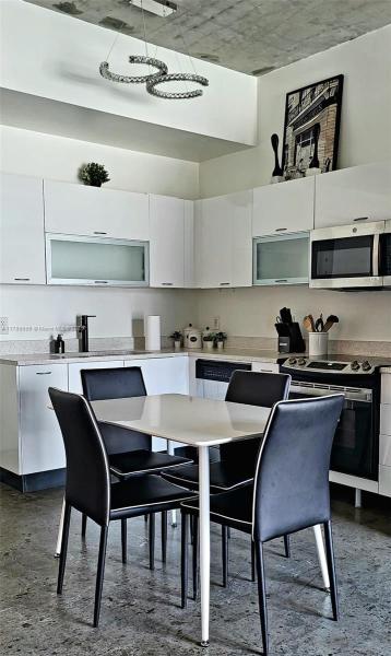 THE LOFT DOWNTOWN II COND