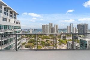 FOUR MIDTOWN MIAMI CONDO