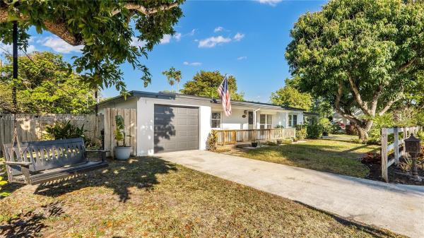 YELLOWSTONE PARK AMEN PLA