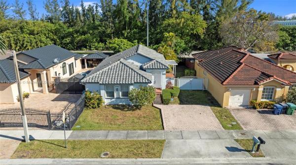 SHOMA HOMES AT TAMIAMI II