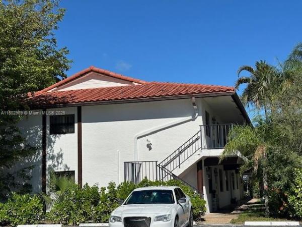 SEVILLE GARDENS CONDO