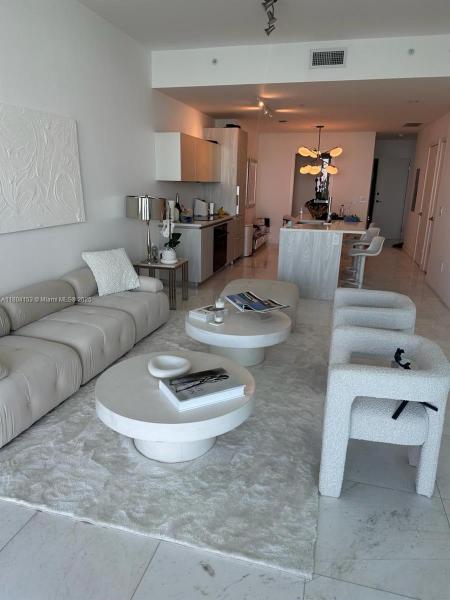 480 NE 31ST ST #3203, MIAMI, FL 33137