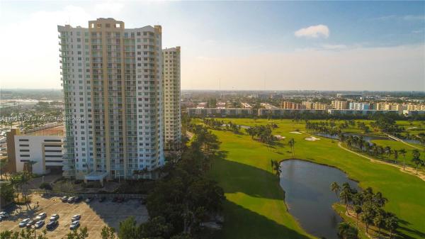 1745 E HALLANDALE BEACH BLVD #2304W, HALLANDALE BEACH, FL 33009