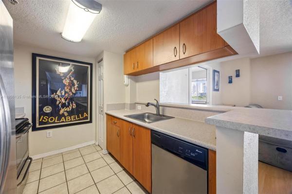 SEYBOLD POINTE CONDO