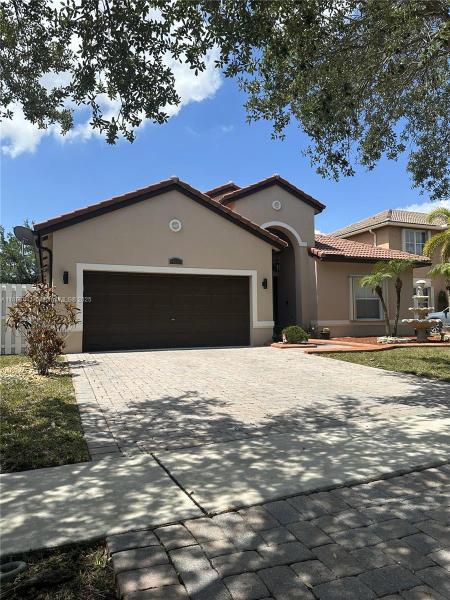 SUNSET LAKES PLAT TWO