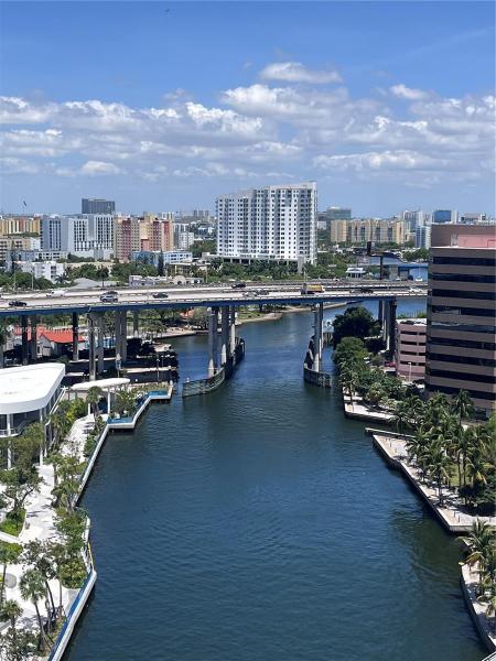 LATITUDE ON THE RIVER CON