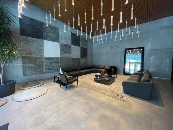1100 S MIAMI AVE #1907, MIAMI, FL 33130