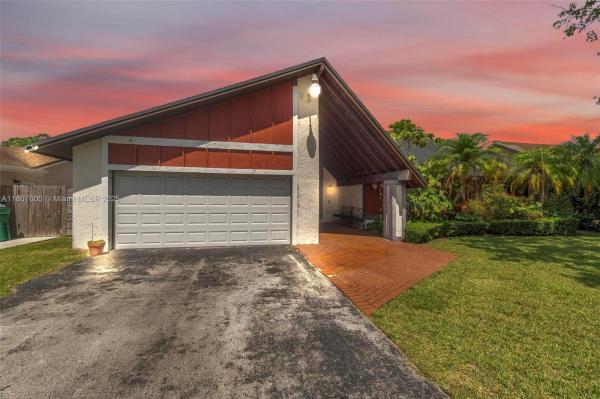 CALUSA CLUB ESTATES PT 1