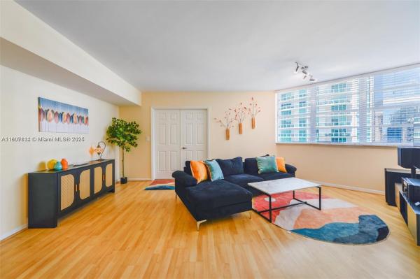 FOUR AMBASSADORS CONDO PH