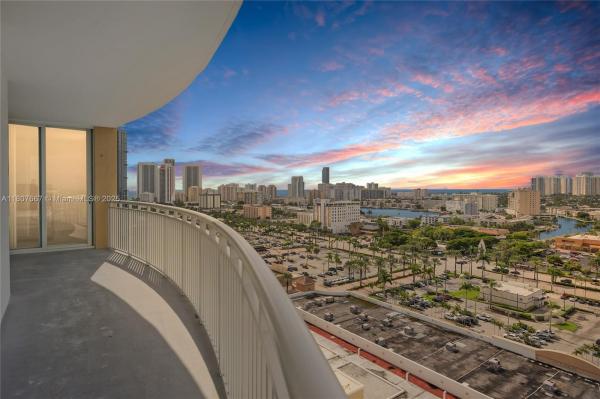 1745 E HALLANDALE BEACH BLVD #1607W, HALLANDALE BEACH, FL 33009