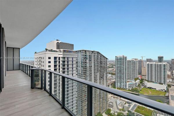 BRICKELL HEIGHTS EAST CON