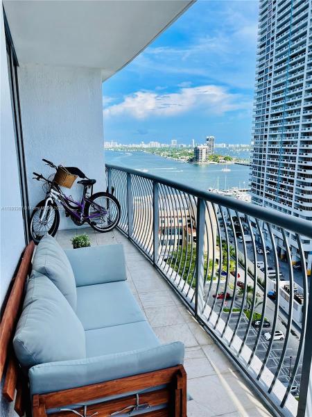 1750 N BAYSHORE DR #1706, MIAMI, FL 33132