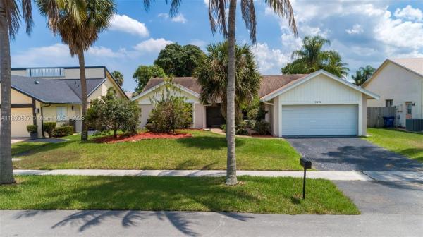 BOULEVARD WOODS NORTH