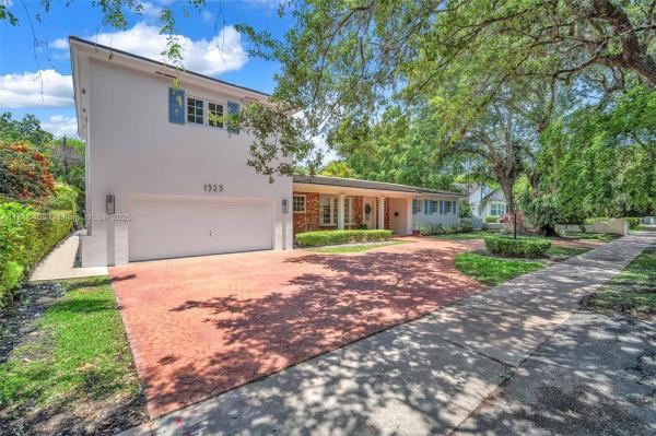 CORAL GABLES COUNTRY CLUB