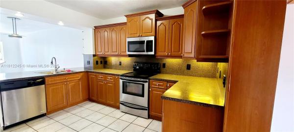 SUNNY GARDENS ESTATES I