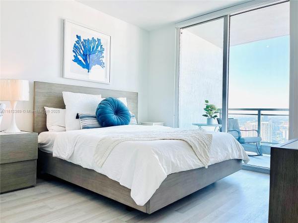 90 SW 3RD ST #3109, MIAMI, FL 33130