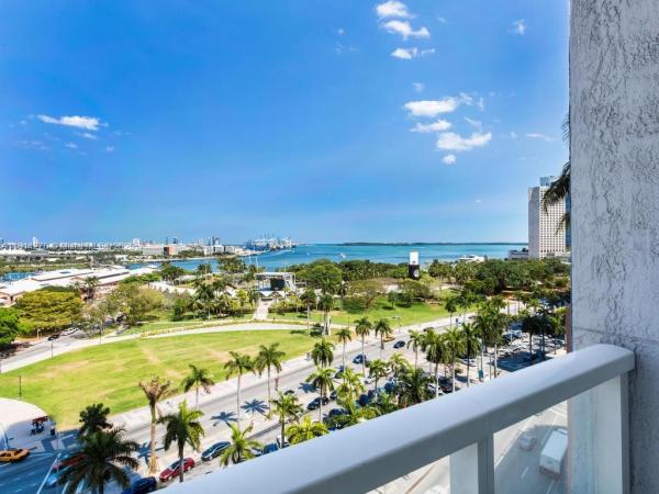 244 BISCAYNE BLVD #1002, MIAMI, FL 33132