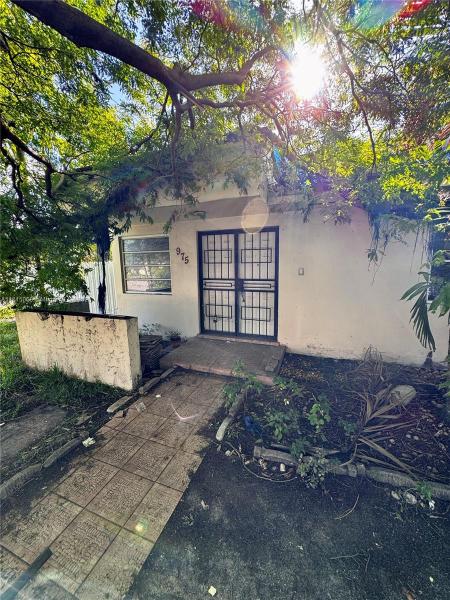 WEST GABLES ESTATES SEC 1