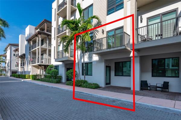 URBANA AT THE RESIDENCES