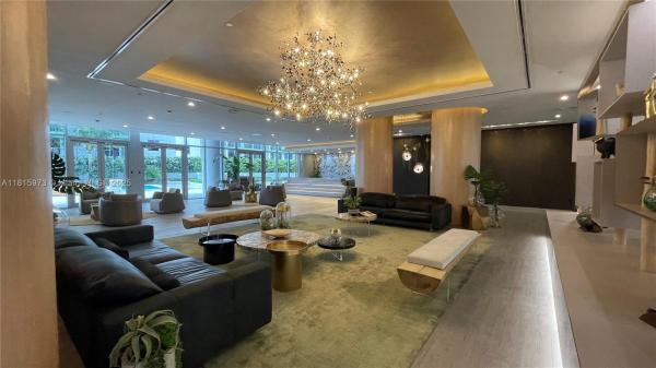 488 NE 18TH ST #2702, MIAMI, FL 33132