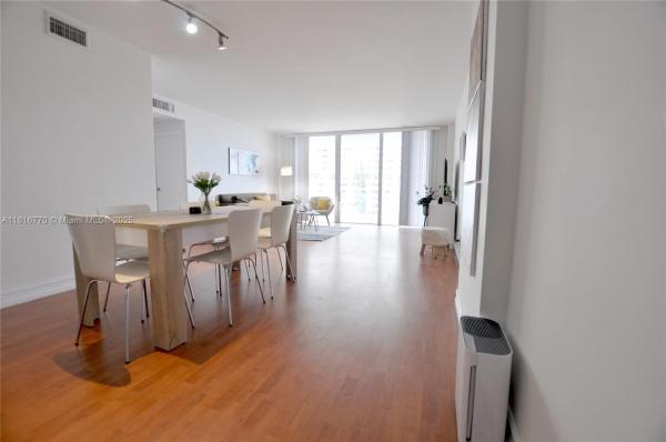 BAY PARK TOWERS CONDO