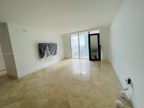 THE MARK ON BRICKELL COND