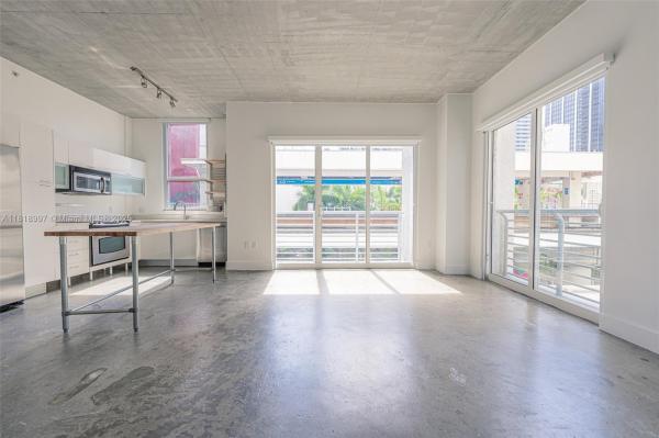 THE LOFT DOWNTOWN II COND