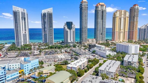 SUNNY ISLES SHORES SEC A
