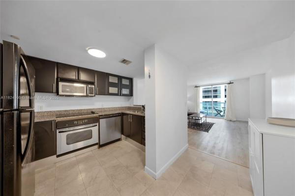 2101 BRICKELL AVE #605, MIAMI, FL 33129