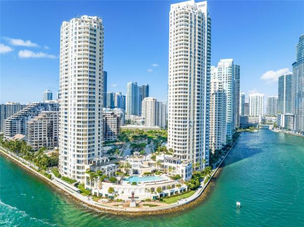 Two Tequesta Condominium