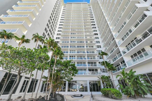 2030 S OCEAN DR #806, HALLANDALE BEACH, FL 33009