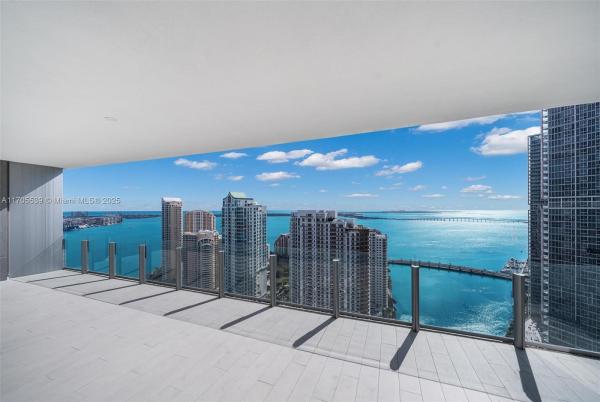 300 BISCAYNE BOULEVARD WAY #3802, MIAMI, FL 33131