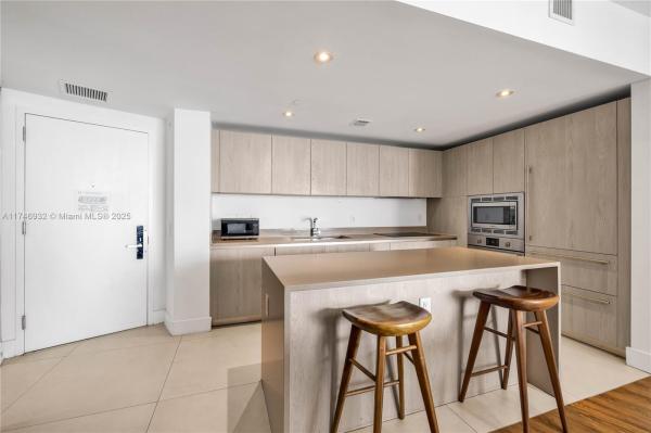 4111 S OCEAN DR #2303, HOLLYWOOD, FL 33019