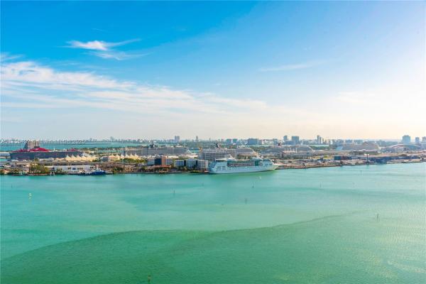 THREE TEQUESTA POINT COND