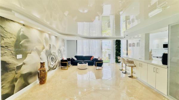 210 174TH ST #810, SUNNY ISLES BEACH, FL 33160