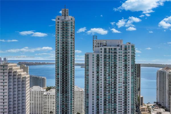 BRICKELL HEIGHTS EAST CON