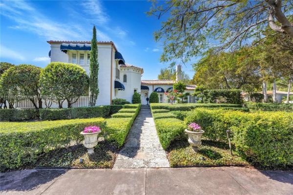 C GAB COUNTRY CLUB SEC 5