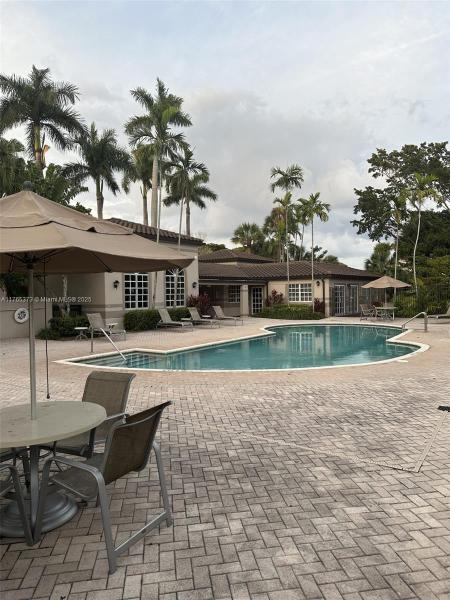 VILLAS DE VENEZIA CONDO