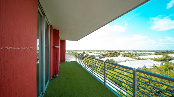 GRAND BAY COMMONS SOUTH