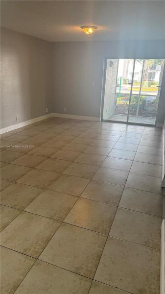 SUN VISTA GARDENS CONDO