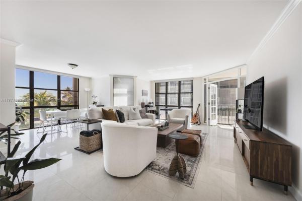 BRICKELL PLACE PHASE II C