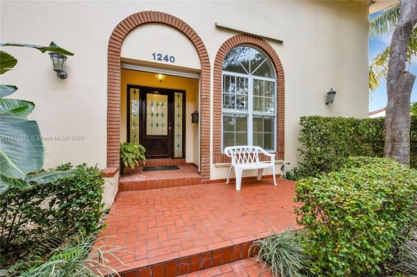 CORAL GABLES GRANADA SEC