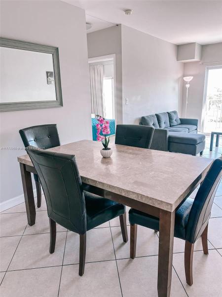 SHAMROCK BY THE GABLES CO