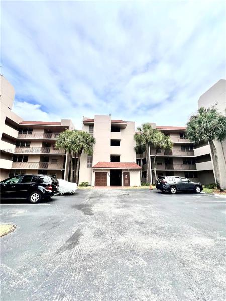 CONDO 9 OF SABAL PALM CON