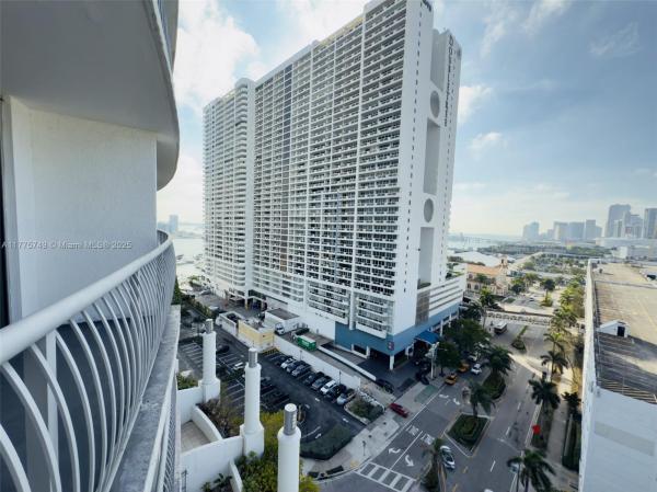 1750 N BAYSHORE DR #1612, MIAMI, FL 33132