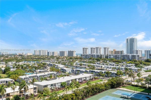 600 THREE ISLANDS BLVD #1105, HALLANDALE BEACH, FL 33009