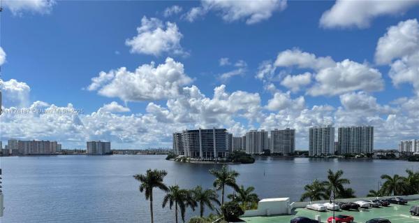 MYSTIC POINTE CONDO NO TH