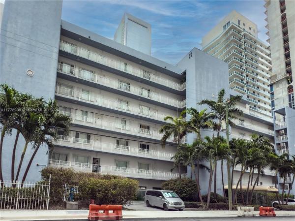 LA PIAZZA NAVONA CONDO