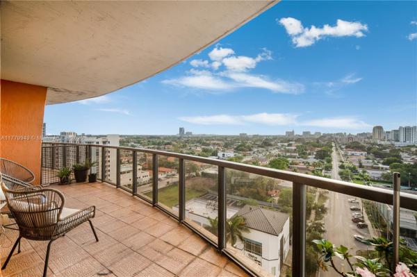 THE LUXOR RESIDENCES COND